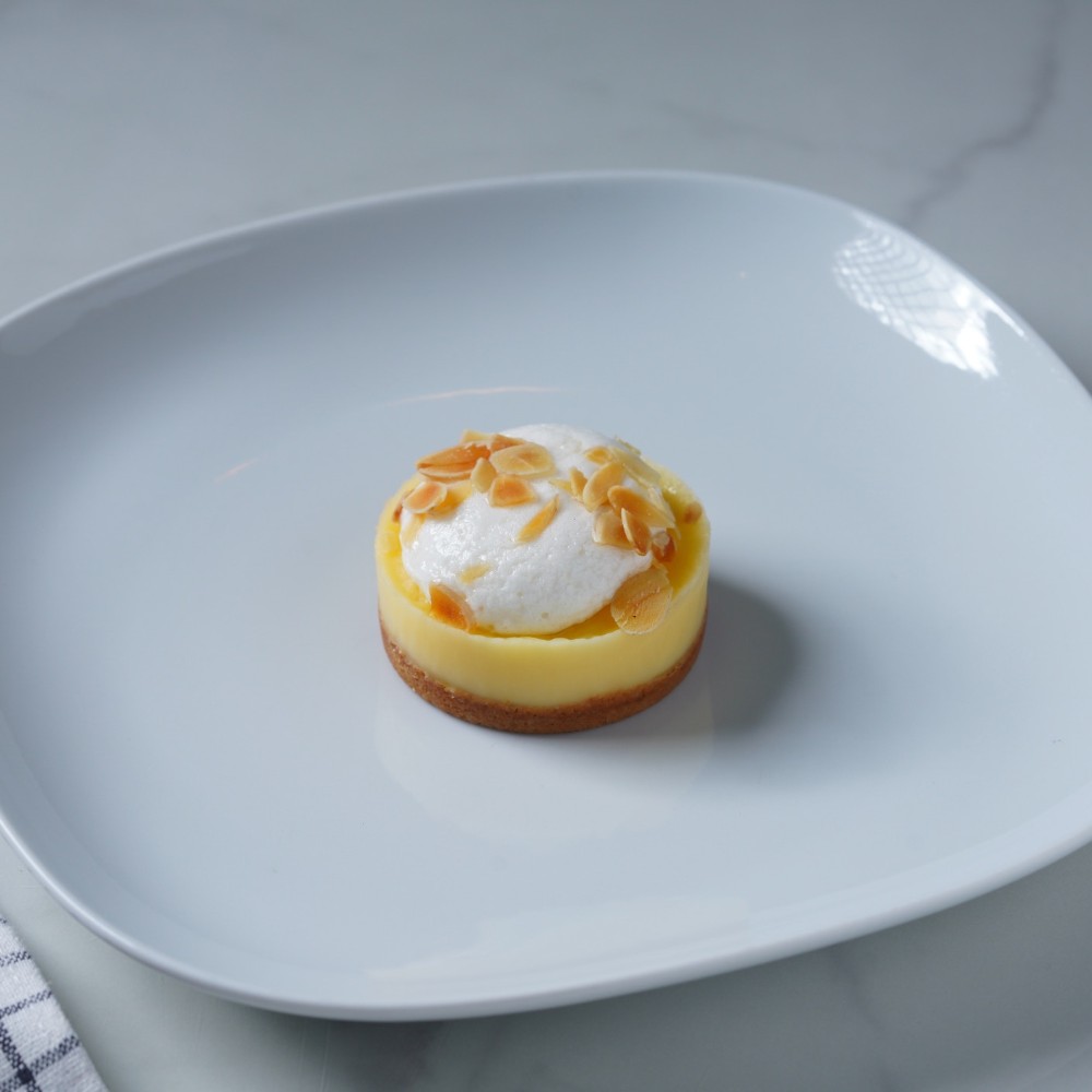 Lemon Meringue Cake