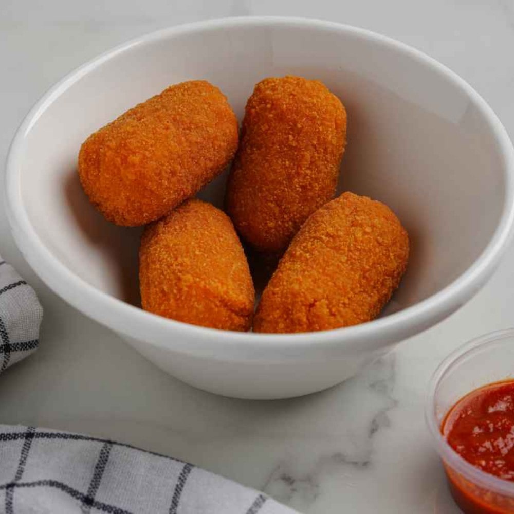 Supplì Rice Balls Stuffed with Mozzarella