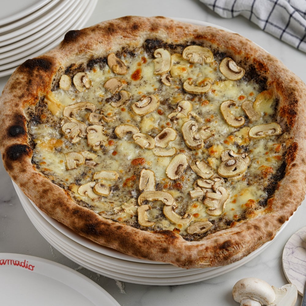 Truffle Funghi Pizza (Classic Italian Fresh Dough)