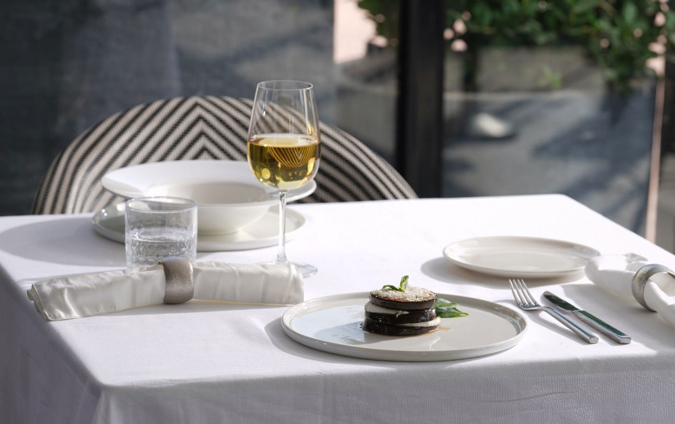 Italian table setting at Amadio
